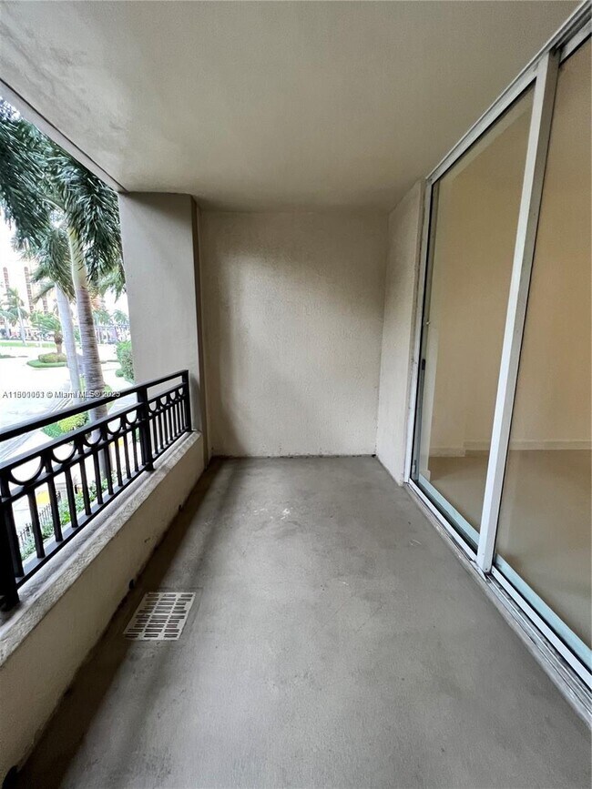 Building Photo - 550 Okeechobee Blvd