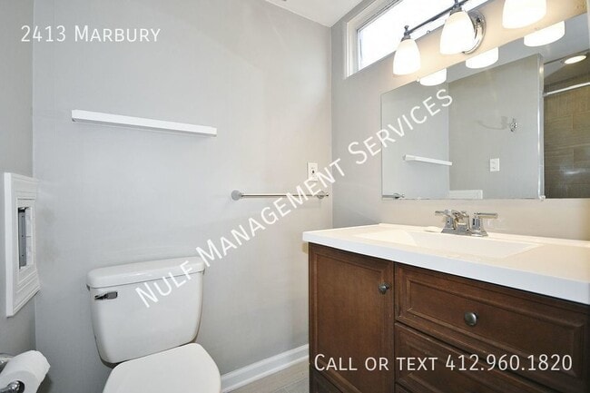 Building Photo - 2413 Marbury-