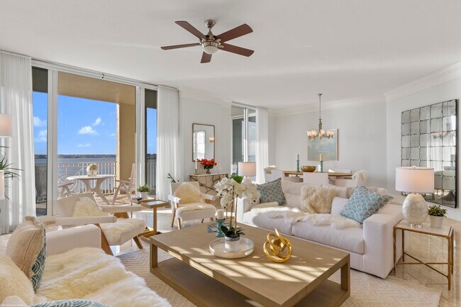 Building Photo - 5310 N Ocean Dr
