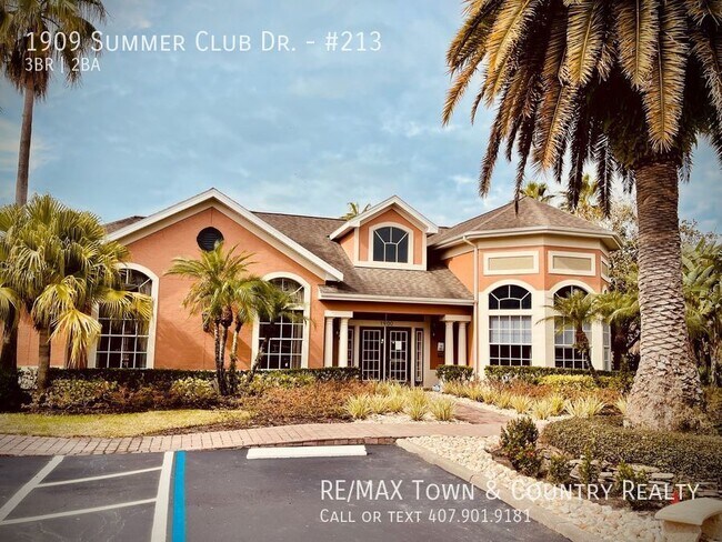 Building Photo - 1909 Summer Club Dr