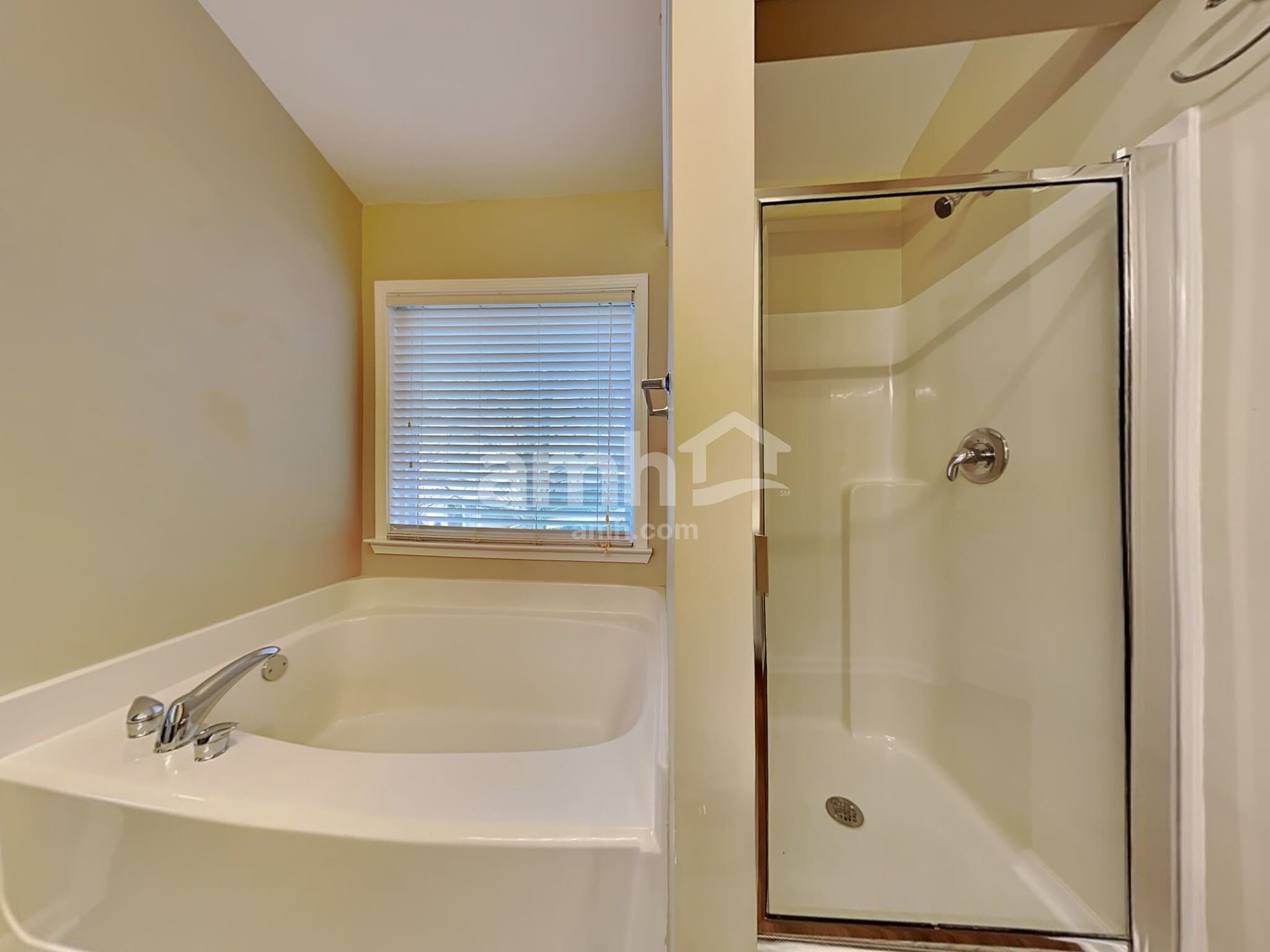 Building Photo - 4362 Walforde Blvd