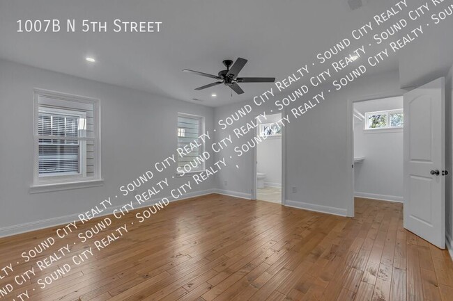 Building Photo - Brand NEW East Nashville 3 bedroom/3.5 bat...