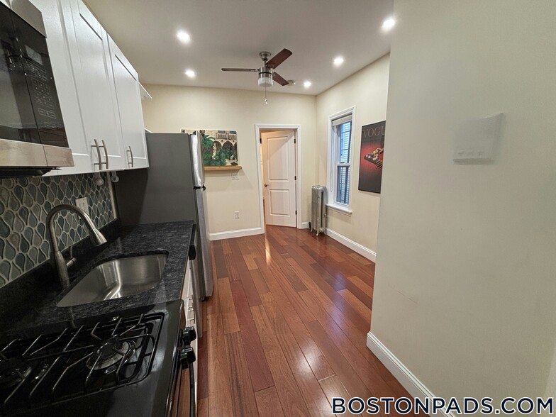 Building Photo - 89-91 Hancock St.