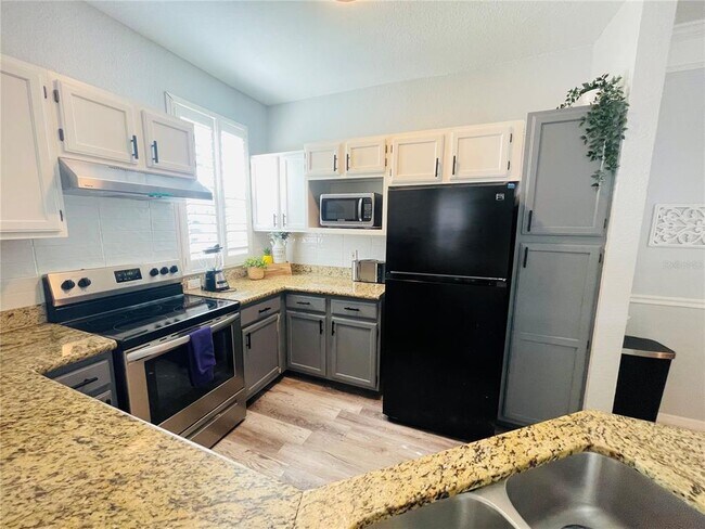 Building Photo - 3006 Bonfire Beach Dr