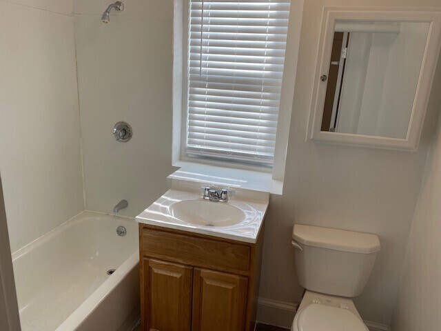 Building Photo - 25 Mount Hood Rd