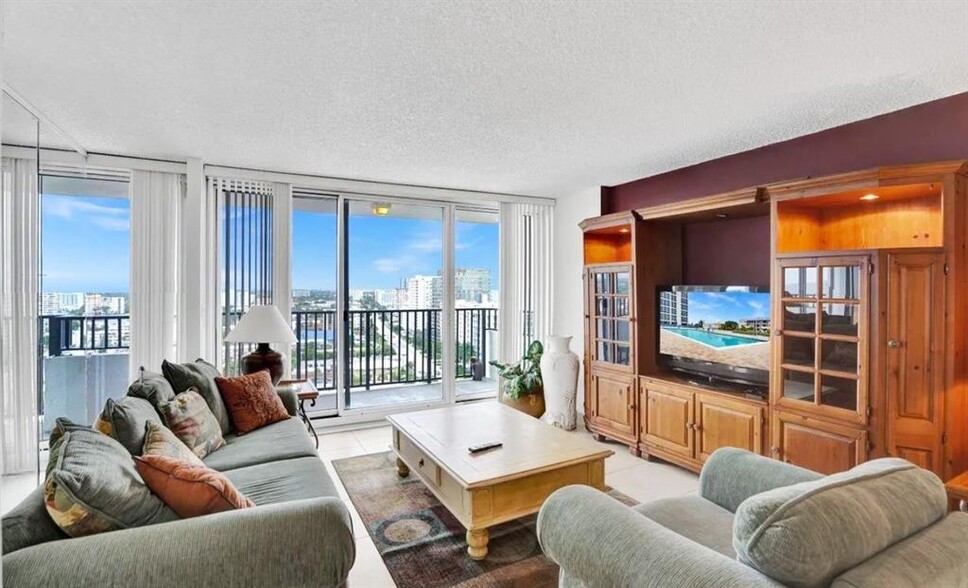 Building Photo - 531 N Ocean Blvd