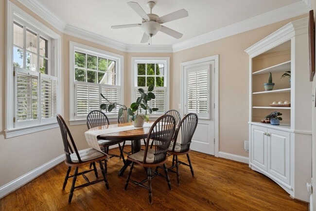 Building Photo - Extremely RARE opportunity in Green Hills