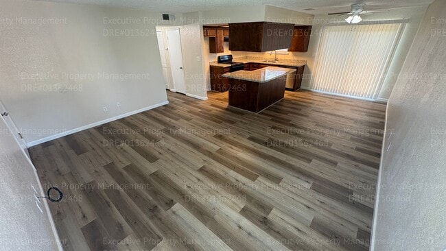 Building Photo - 709 Deseret Way