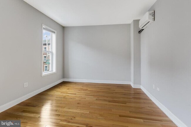 Building Photo - 1302 N 19th St