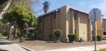 Building Photo - 117 S K St