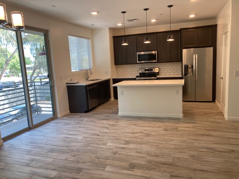 Building Photo - 300 N Gila Springs Blvd