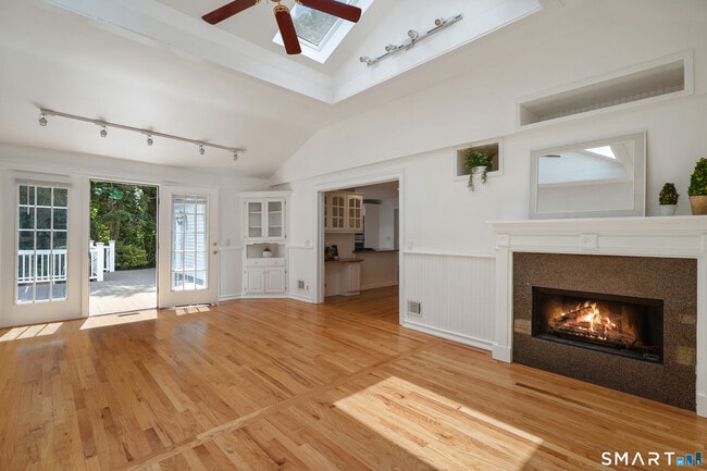 Building Photo - 141 Idlewood Dr