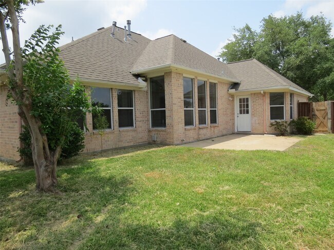 Building Photo - 12603 Watercress Park