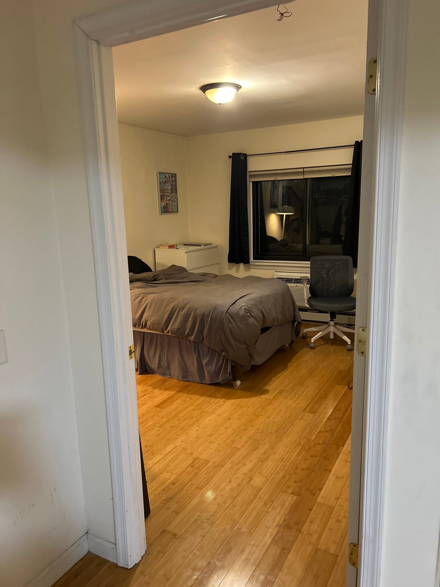 Bedroom 2 - 360 Linden St