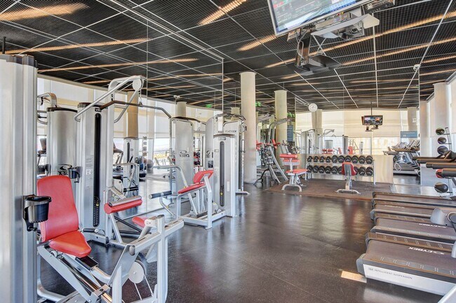 Building Photo - Stunning Strip Views from this Fully Furnished Studio Residence.