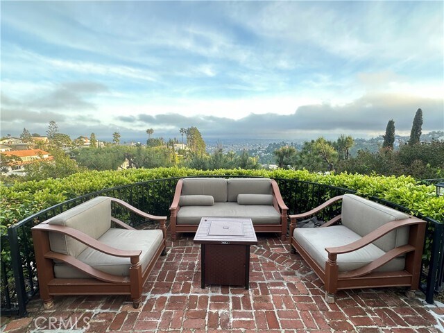 Building Photo - 7930 Vulcan Dr