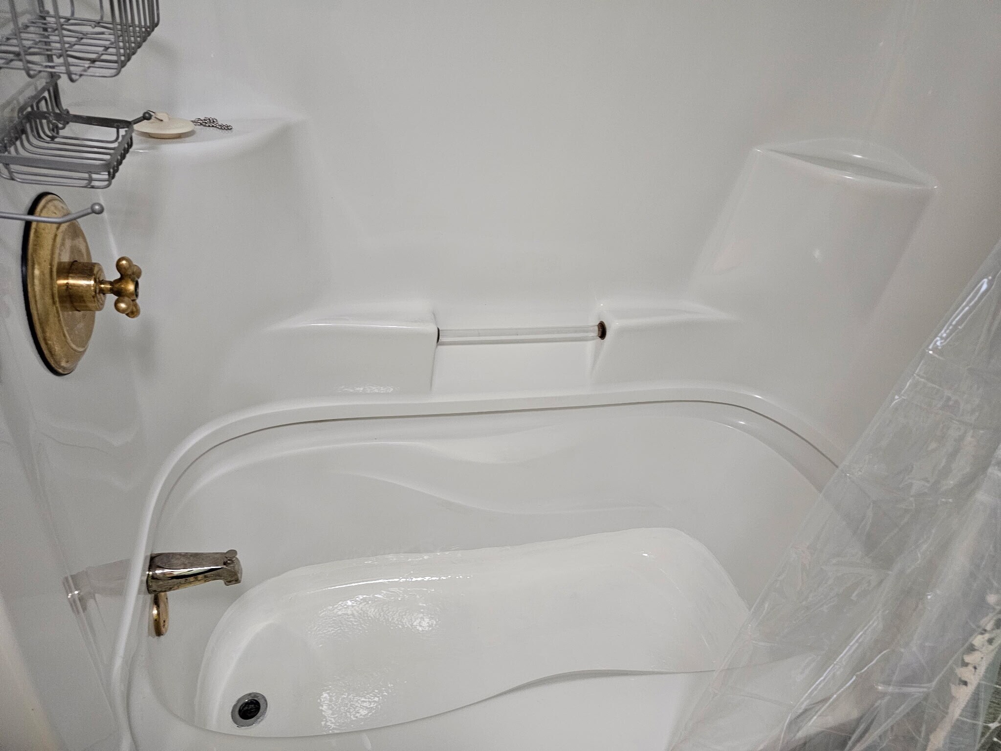 Building Photo - 512 Cemetery St