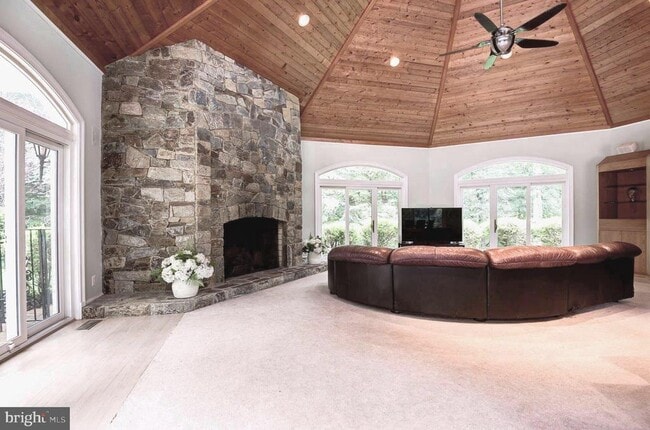 Building Photo - 11501 Skipwith Ln