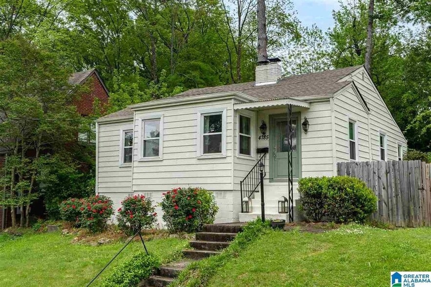 House Entrance - 4785 7th Ct S