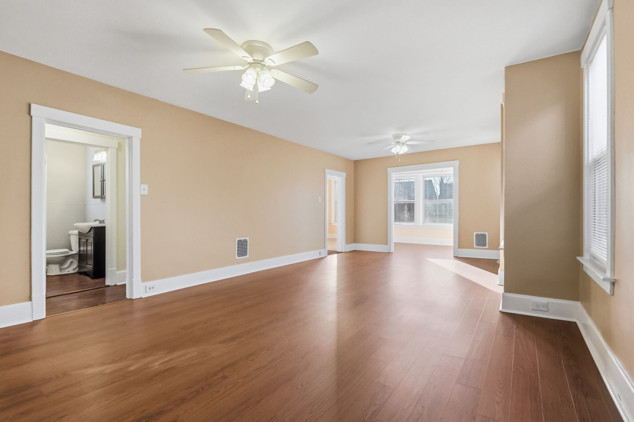 Building Photo - 2303 Sherbrook St