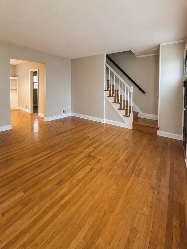 Building Photo - Beautifully Remodeled 3-Bedroom Home with Modern Comforts