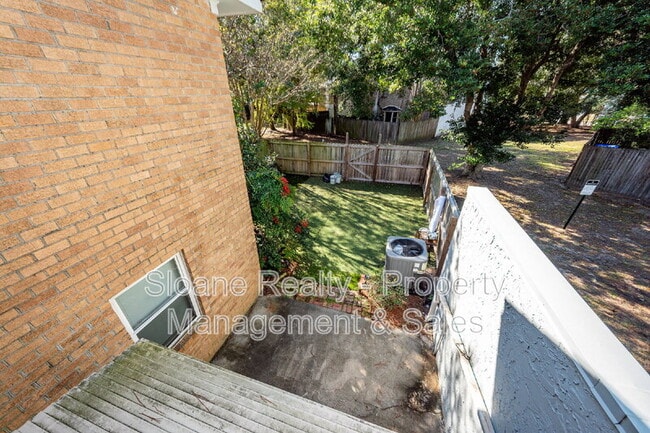 Building Photo - 40 Meander Row