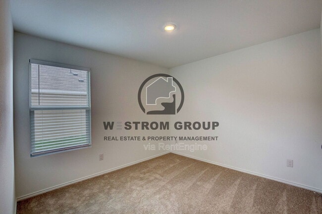 Building Photo - 11831 Arkoma Dr