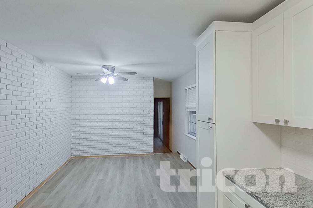 Building Photo - 1546 Grant Dr