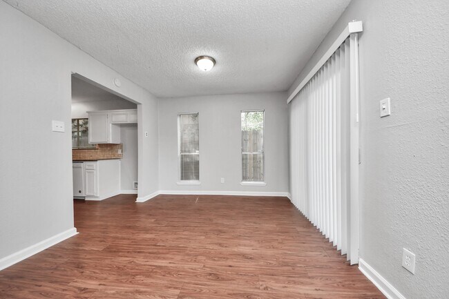 Building Photo - 16714 Britford