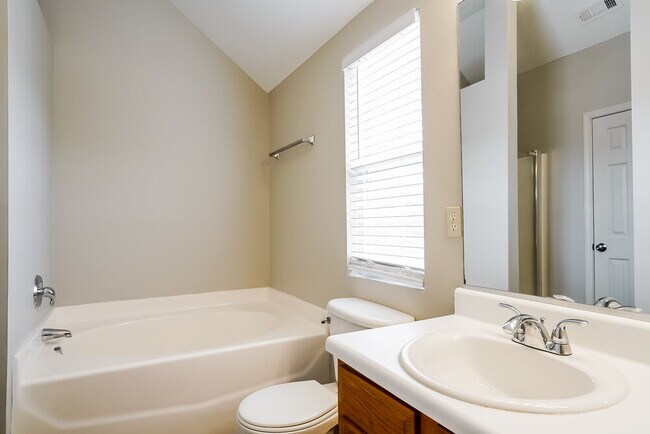 Building Photo - 3412 Monsieur Ct