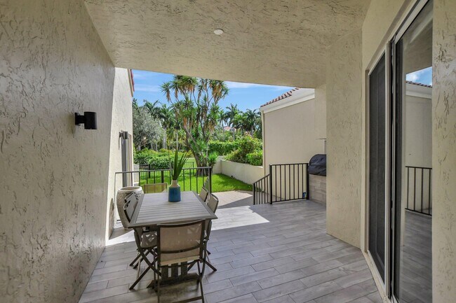 Building Photo - 7477 Campo Florido