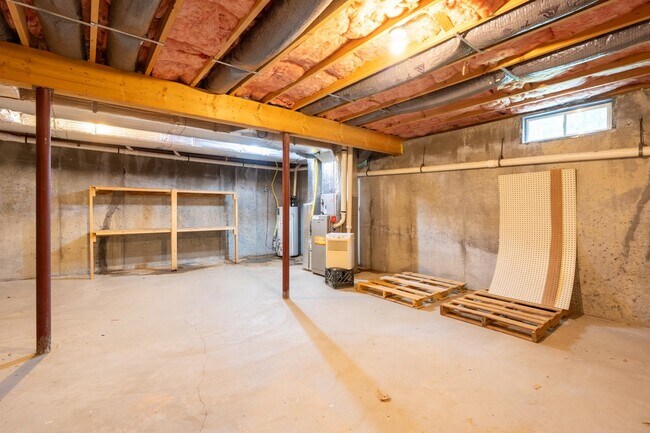 Building Photo - 206 Mt Delight Rd