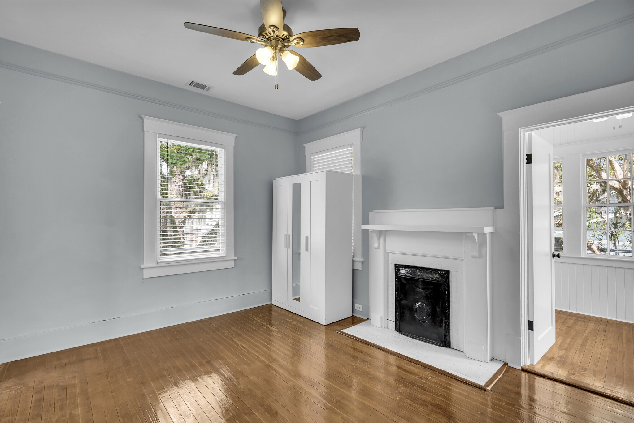 Second Bedroom - 537 E 40th St