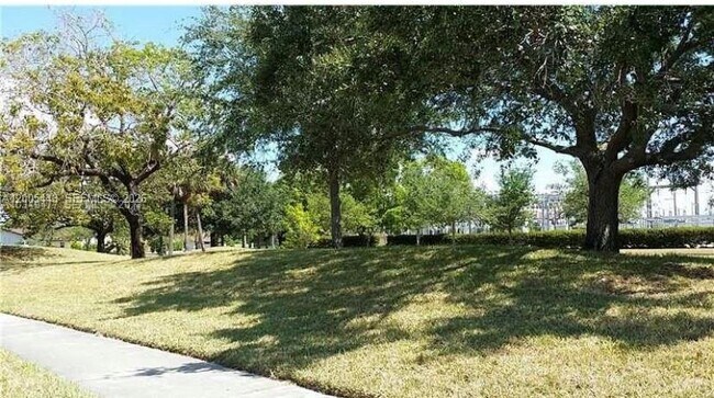 Building Photo - 9006 SW 137th St