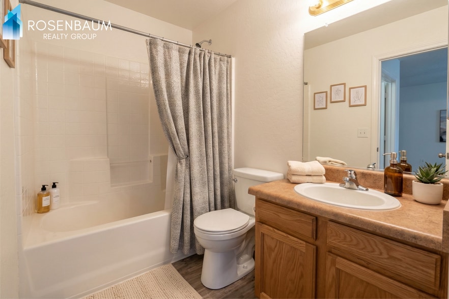 Building Photo - Charming 2-bedrooms, 2-baths duplex home in Prescott Valley!