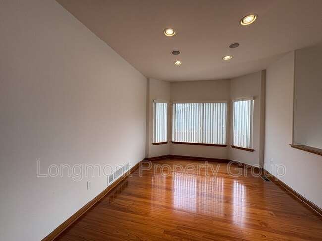 Building Photo - 1022 Morning Dove Dr