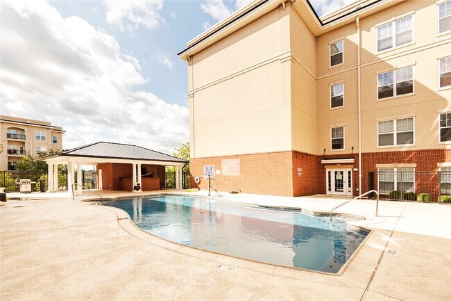 Building Photo - 1270 Strassner Dr
