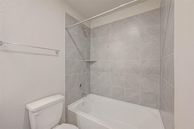 Building Photo - 8154 Royal Breeze Dr