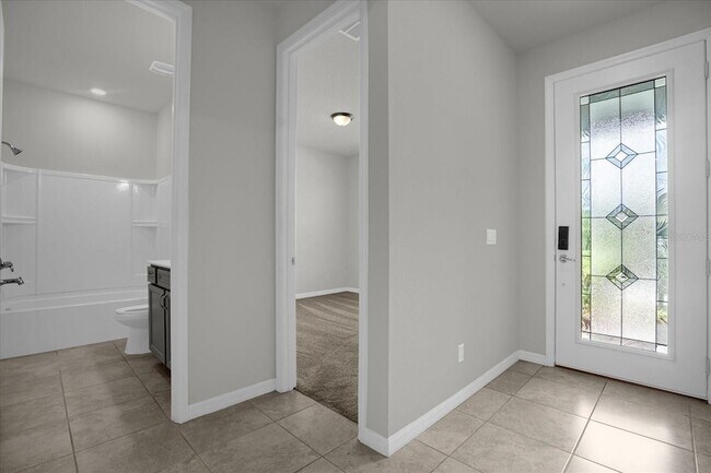 Building Photo - 2124 Live Oak Lake Rd