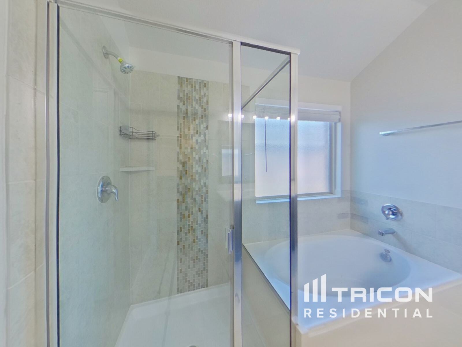 Building Photo - 1025 N Churchill Dr