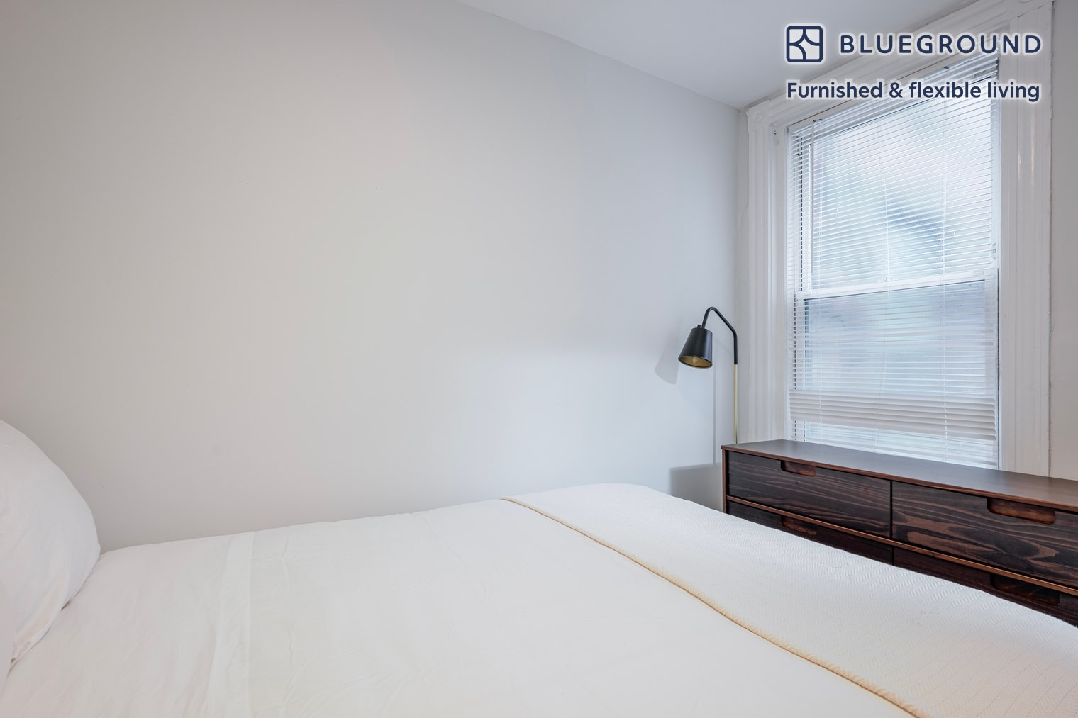 Building Photo - 152 Salem St