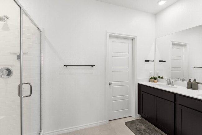 Building Photo - Beautiful 2 Story TownHome in Inspirada