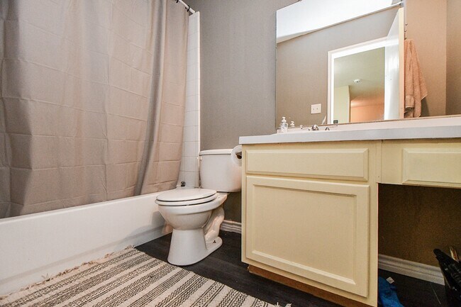 Building Photo - 17311 Wigeon Way Dr