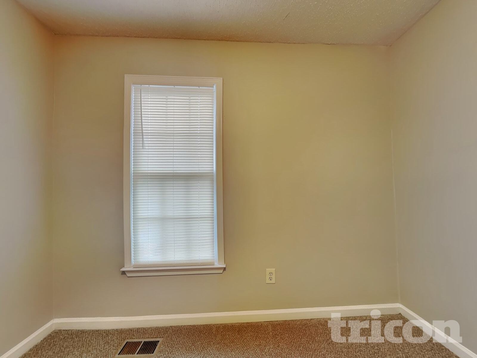 Building Photo - 48 Sumer Ln S