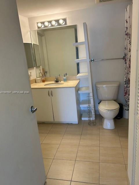 Building Photo - 1750 N Bayshore Dr