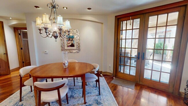 Building Photo - Luxury Coronado Condo in Regatta Bay