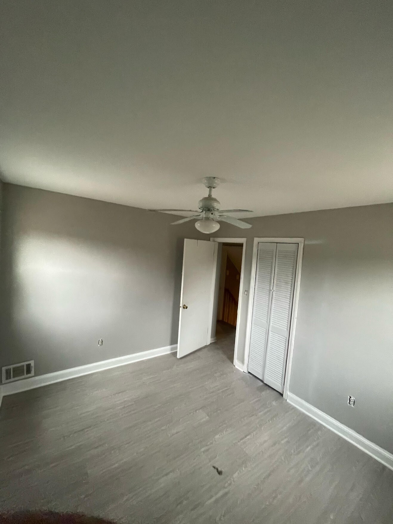 bedroom 2 - 3403 Aberdeen St