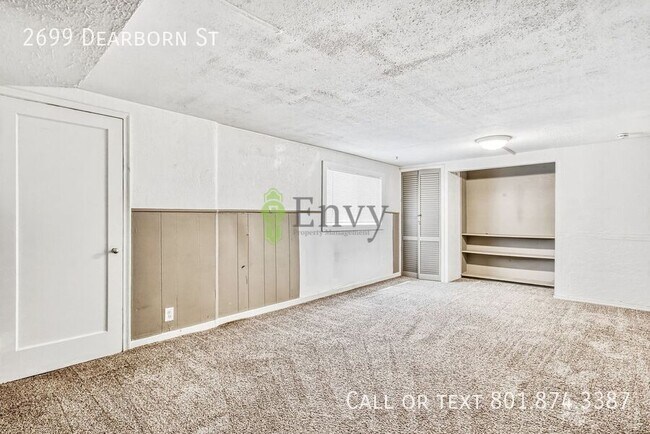 Building Photo - 2699 Dearborn St