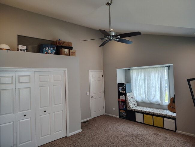 Building Photo - 4015 Amalfi Dr