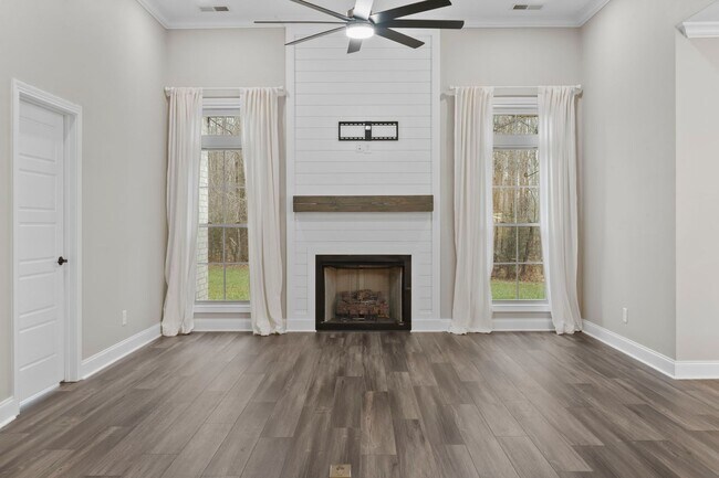 Building Photo - Bright, Airy & Beautiful--Stunning New 3-Bedroom Home!
